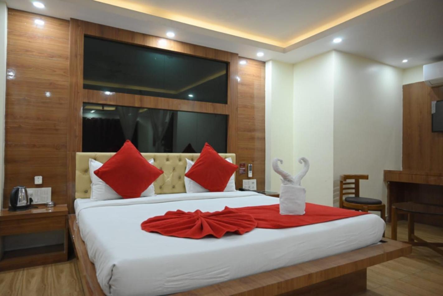 Hotel Jyoti International Asansol Екстер'єр фото