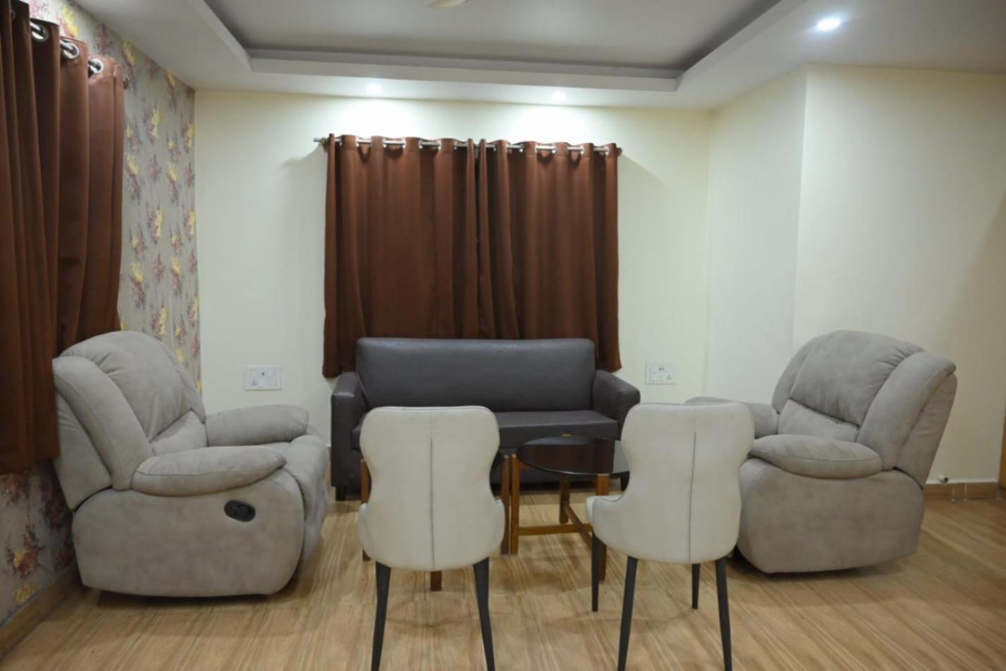 Hotel Jyoti International Asansol Екстер'єр фото