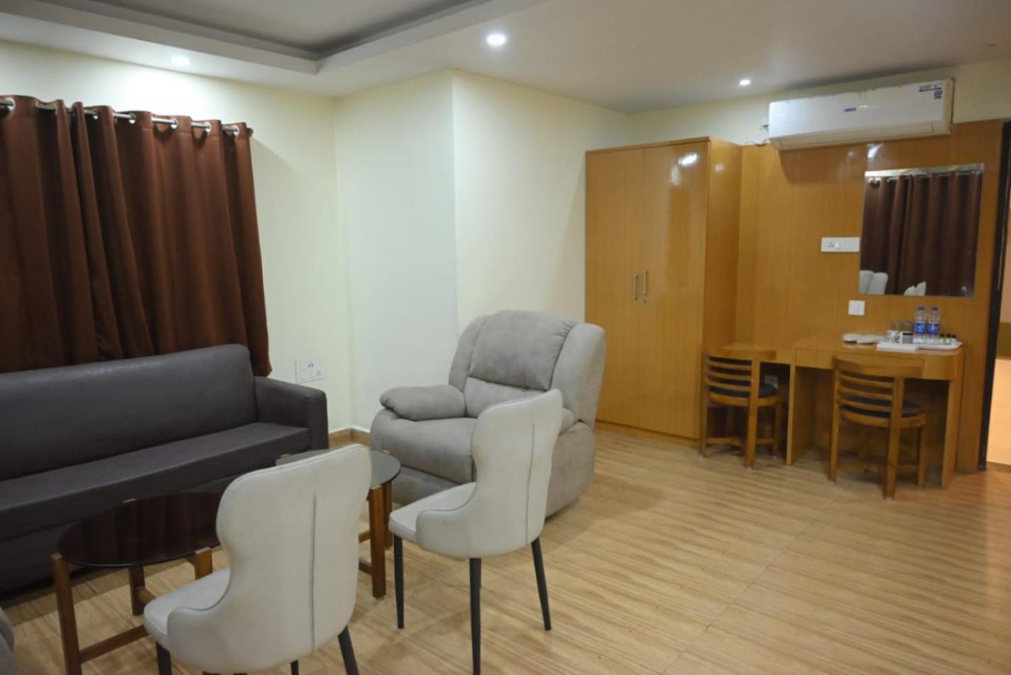 Hotel Jyoti International Asansol Екстер'єр фото