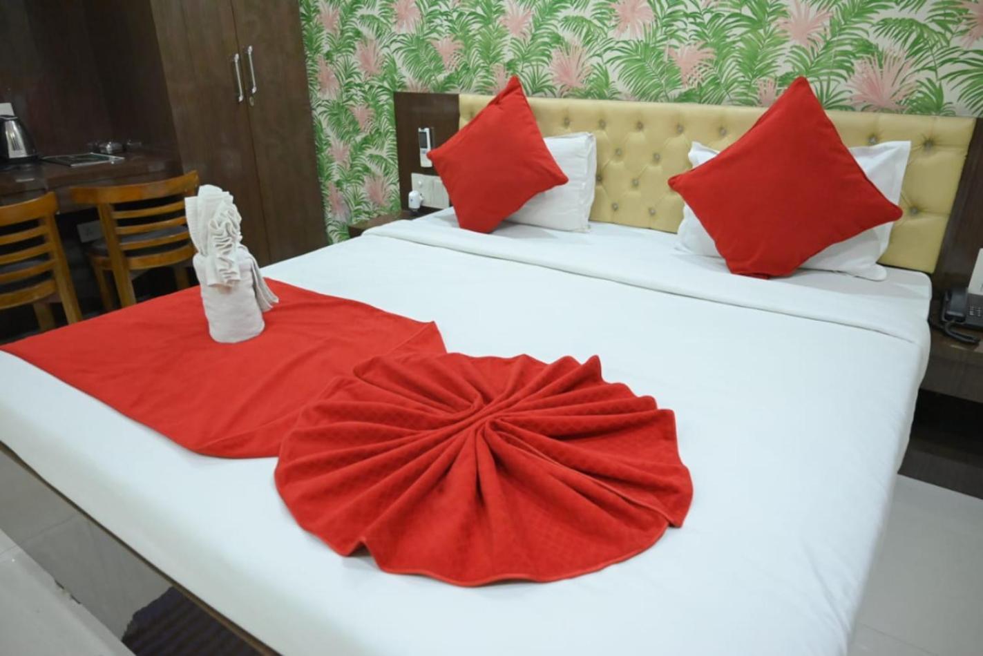 Hotel Jyoti International Asansol Екстер'єр фото